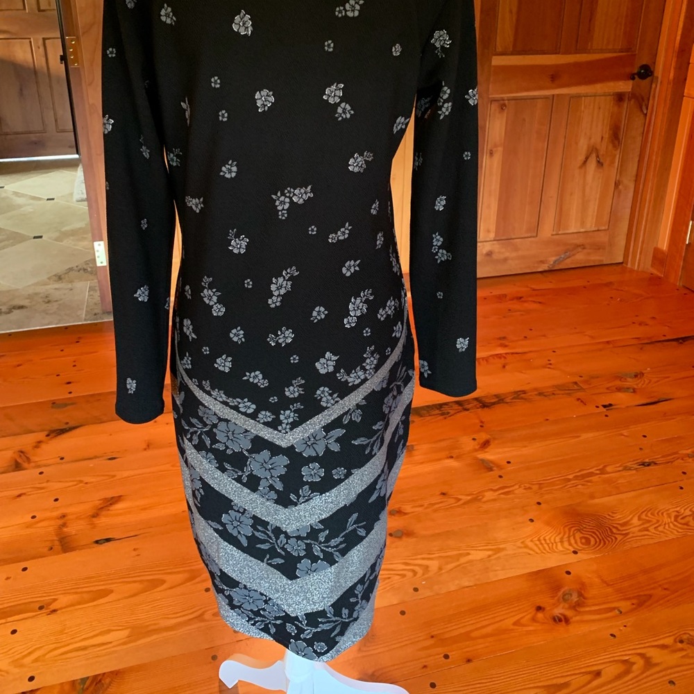 LuLaRoe Debbie Dress